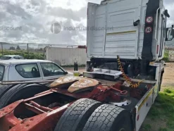 2#9896 Trattore per semirimorchio Renault Magnum 470