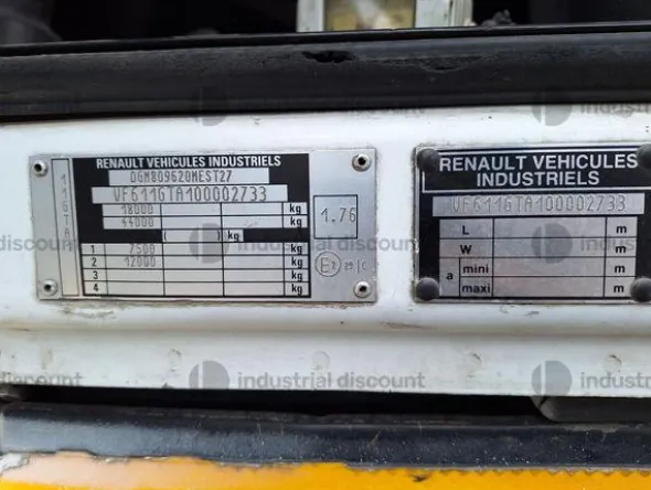 2#9896 Trattore per semirimorchio Renault Magnum 470