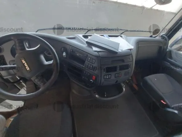 2#9469 Trattore stradale DAF