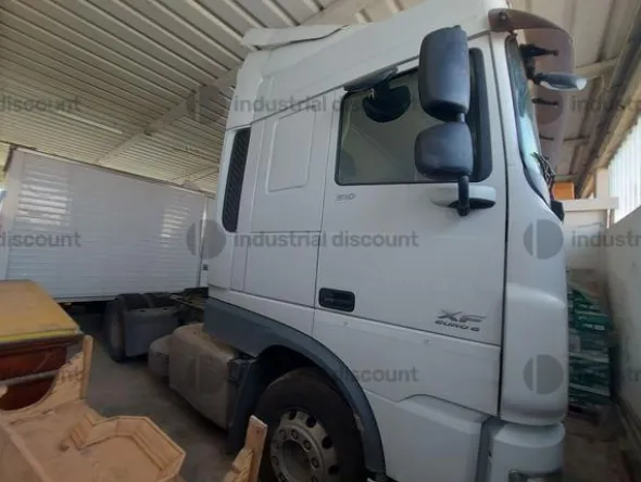 2#9469 Trattore stradale DAF