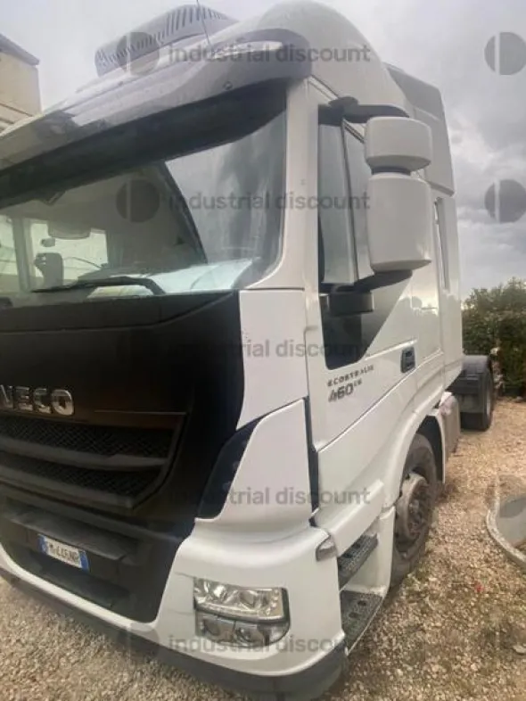 1#10036 Trattore stradale Iveco