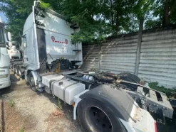 4#8581 Trattore stradale Iveco