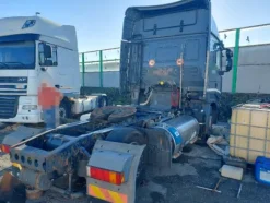 2#8112 Trattore stradale Iveco AS440