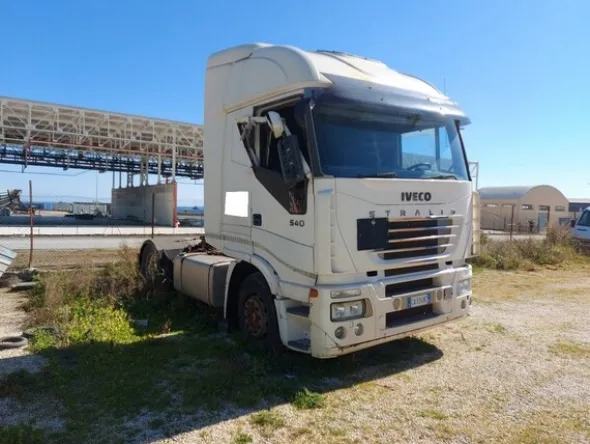 53#5809 Trattore stradale Iveco Magirus A440ST