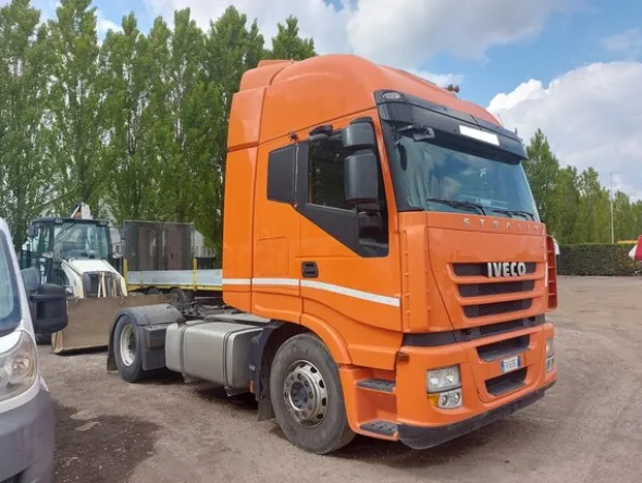 6#7780 Trattore stradale Iveco Stralis