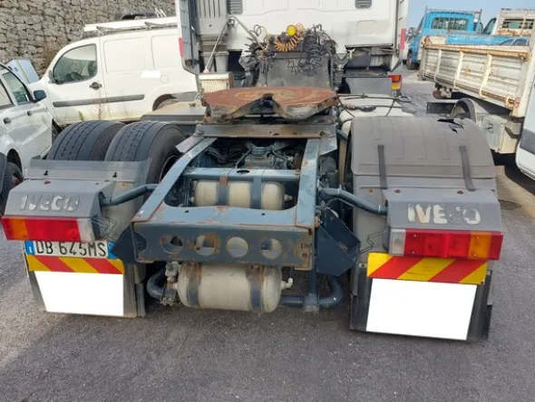 20#8017 Trattore stradale Iveco Stralis 480