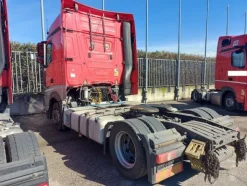 3#8302 Trattore stradale Mercedes New Actros 1845