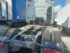 19#7675 Trattore stradale Renault