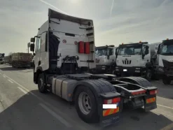 5#8085 Trattore stradale Renault RVI T460