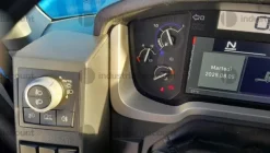 1#9512 Trattore stradale Renault T460
