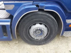 5#8177 Trattore stradale Scania