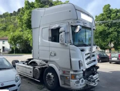 13#8333 Trattore stradale Scania CV500