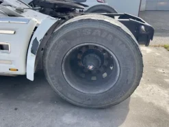 13#8333 Trattore stradale Scania CV500