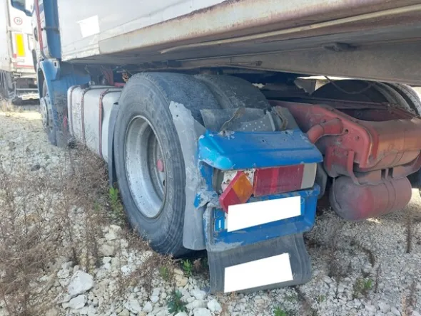 11#8177 Trattore stradale Scania e Semirimorchio isotermico