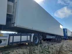 12#8177 Trattore stradale Scania e Semirimorchio isotermico Bartoletti