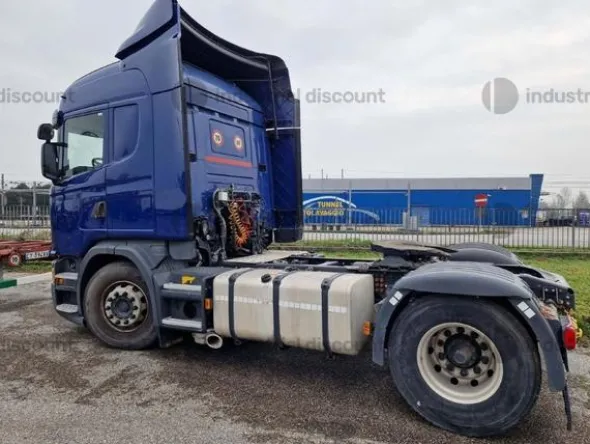 7#9064 Trattore Stradale Scania N320