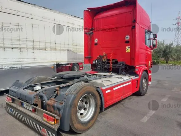 15#8641 Trattore stradale Scania R 500
