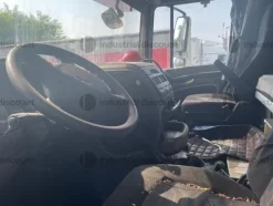 10#8581 Trattori stradali DAF e Attrezzatura da opificio