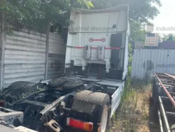 10#8581 Trattori stradali DAF e Attrezzatura da opificio