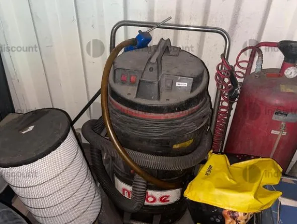 10#8581 Trattori stradali DAF e Attrezzatura da opificio