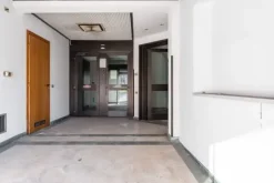 #15083 Tredici locali per ex istituto di credito