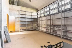 #15083 Tredici locali per ex istituto di credito