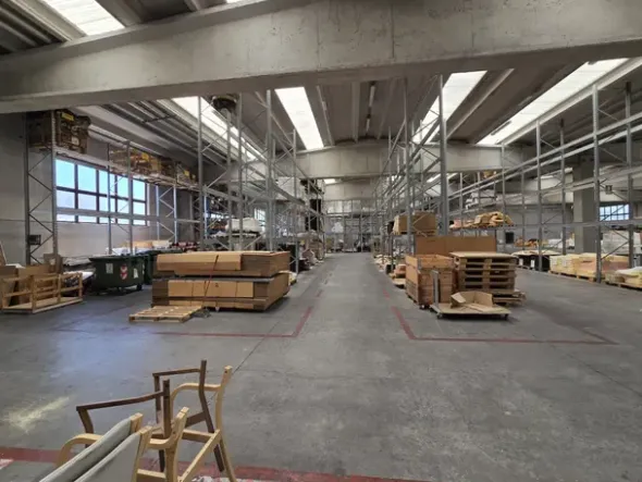 #2639889 Tribunale di Udine - Capannone industriale con beni mobili