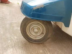 19#8175 Triciclo Ape Piaggio