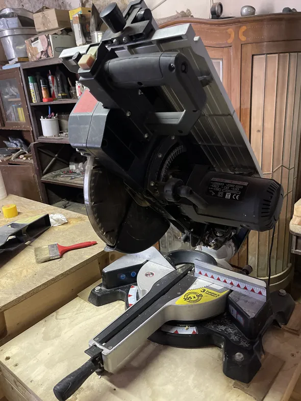 TRONCATRICE CIRCOLARE FEMI 1050 3D LEGNO E ALLUMINIO