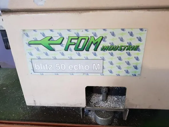 2#4375 Troncatrice Fom Industrie doppia testa
