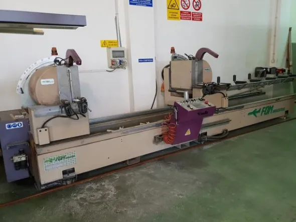 2#4375 Troncatrice Fom Industrie doppia testa