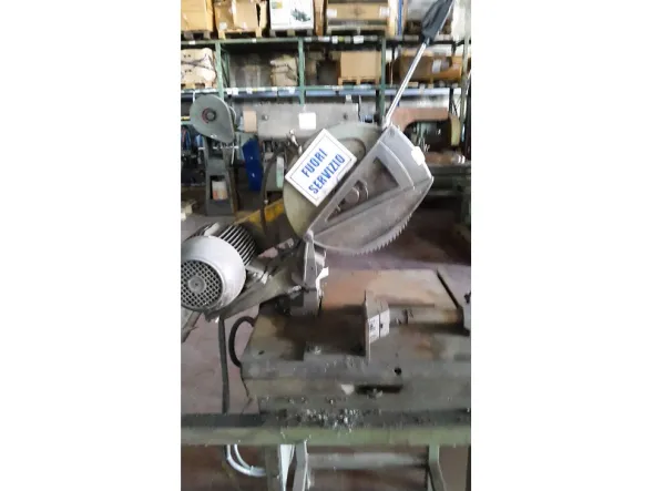 Troncatrice per alluminio con base - Pedrazzoli