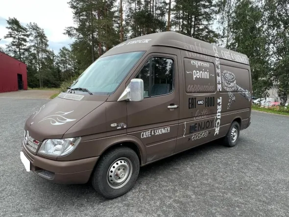 Truck food Mercedes-Benz Sprinter