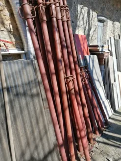 tubo scaricamacerie con tramoggia e betoniera