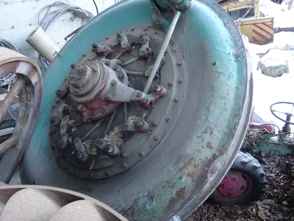 TURBINA FRANCIS a camera libera