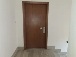#2638541 Uffici al piano secondo con cantina di pertinenza