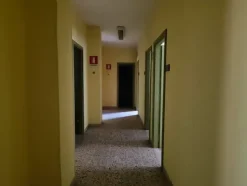 #2638543 Uffici al primo piano con pertinenze