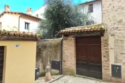 #23502 Uffici e alloggio in edificio storico ristrutturato