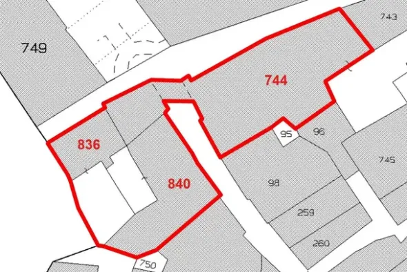 #23502 Uffici e alloggio in edificio storico ristrutturato