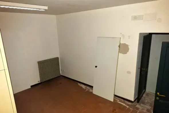#23502 Uffici e alloggio in edificio storico ristrutturato