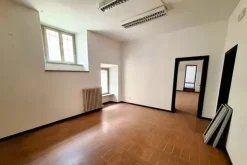 #23502 Uffici e alloggio in edificio storico ristrutturato