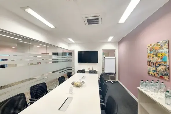 #24249 Uffici e posti auto