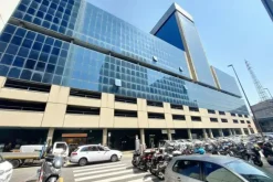 #24249 Uffici e posti auto