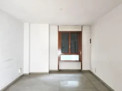 #25344 Uffici, garage e magazzini