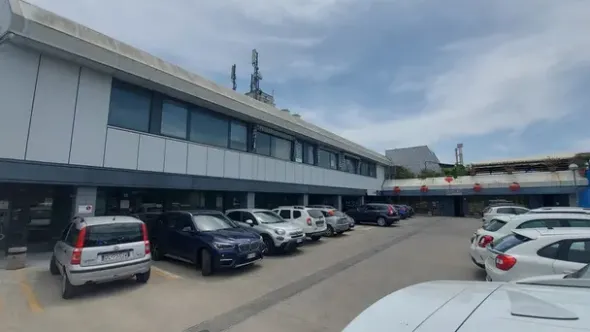 #18156 Uffici in complesso commerciale
