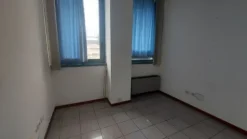 #18156 Uffici in complesso commerciale
