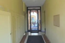 #21317 Ufficio al grezzo con autorimessa e deposito - sub 48