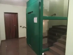 #9622 Ufficio al piano primo con posti auto coperti