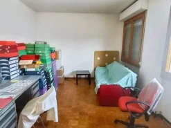 #24693 Ufficio al piano primo in complesso artigianale