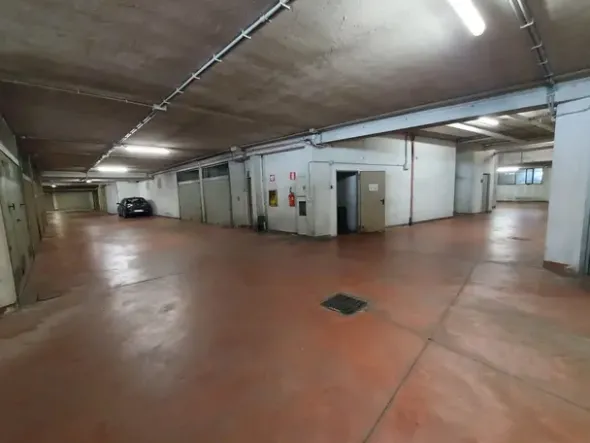 #22111 Ufficio al piano primo utilizzato come residenza